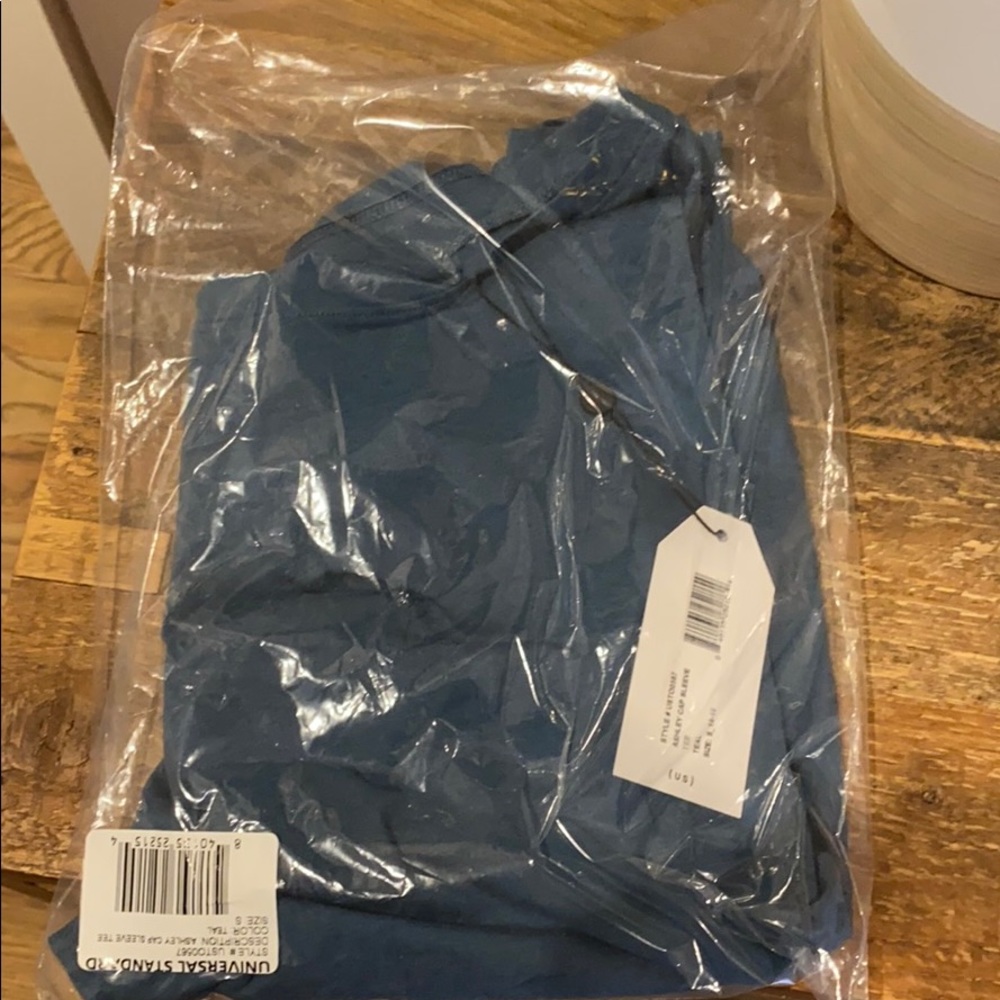 Universal Standard Ashley Cap Sleeve Tshirt NWT